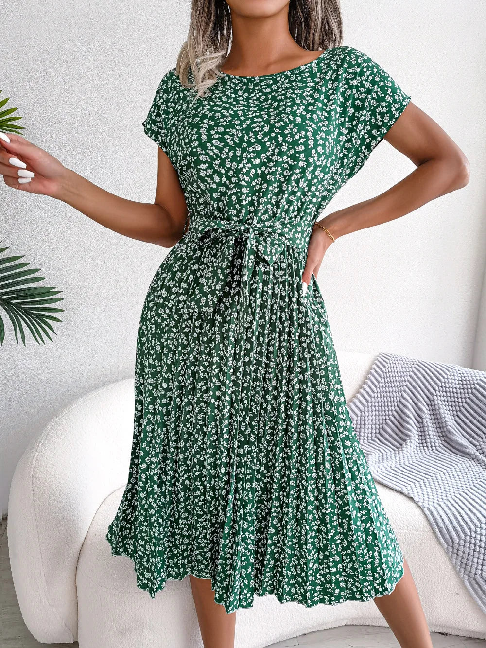 Floral Pleated A-Line Maxi Dress