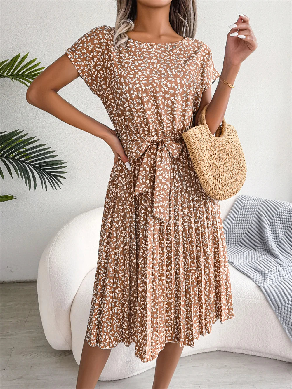 Floral Pleated A-Line Maxi Dress